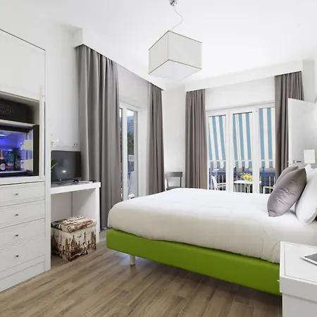 Piazza Tasso Relais Hotel 4*