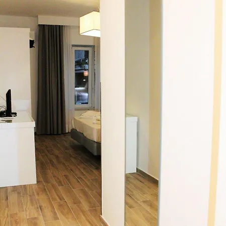 Hotel Piazza Tasso Relais 4*